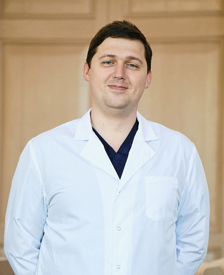 Гаврилюков Артем Викторович, Врач-онколог